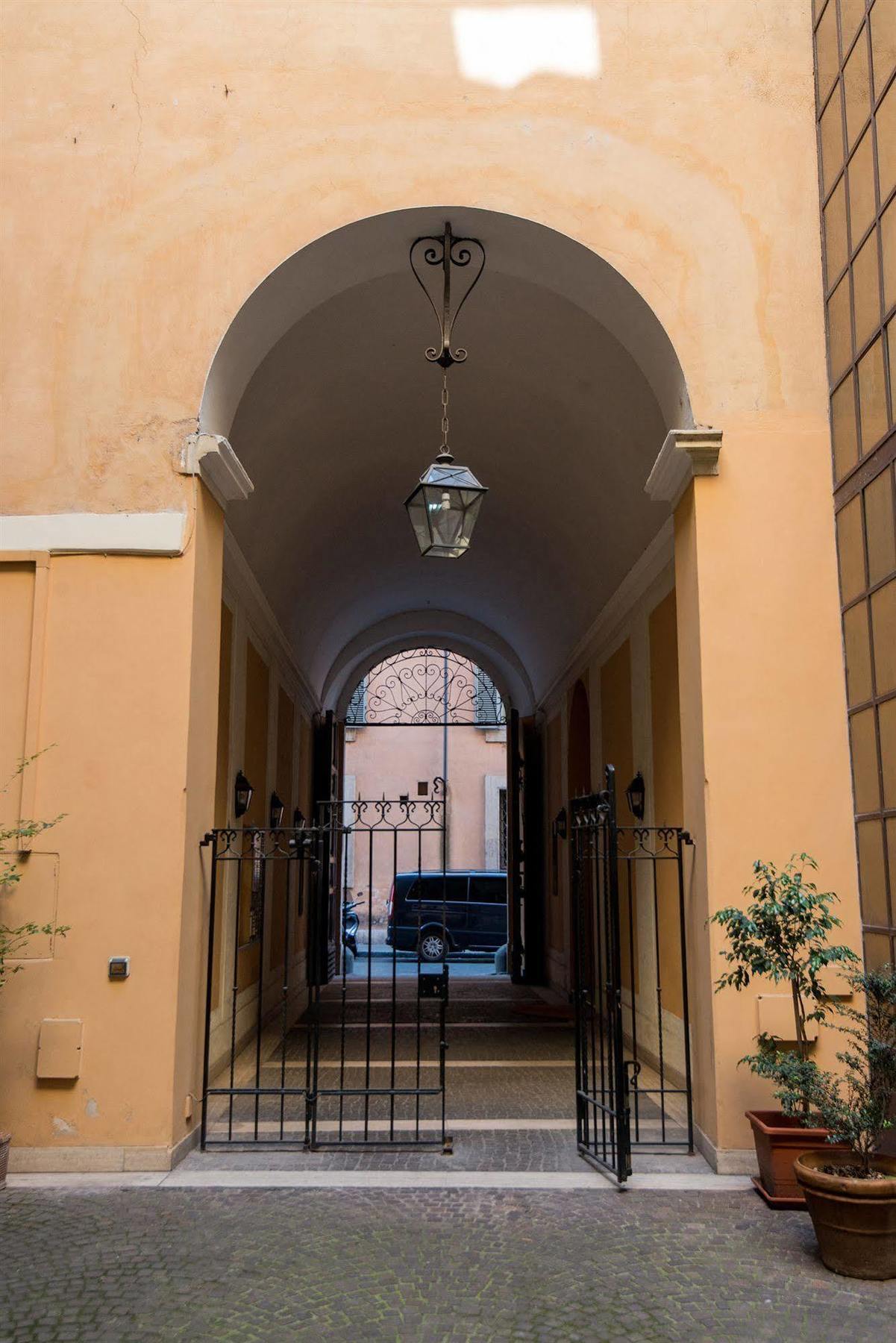 Assunta Domus Roma Exterior foto